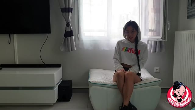 刘玥合集-禁欲小甜心Juneliu被强暴，呻吟声中透露出无限的渴望